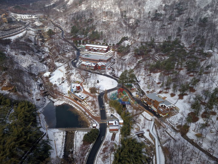[진주=뉴시스] 진주시, '월아산 숲속의 진주'. (사진=진주시 제공) 2026.01.08. photo@newsis.com *재판매 및 DB 금지