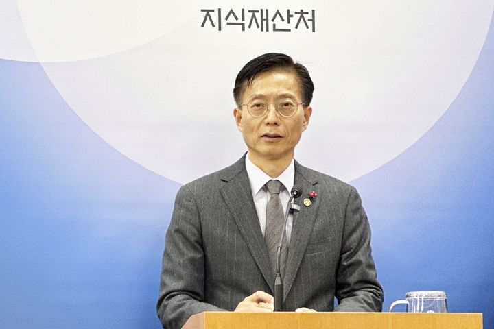 [대전=뉴시스] 8일 김용선 지식재산처장이 정부대전청사에서 '모두의 아이디어' 프로젝트에 대해 설명하고 있다.kys0505@newsis.com *재판매 및 DB 금지