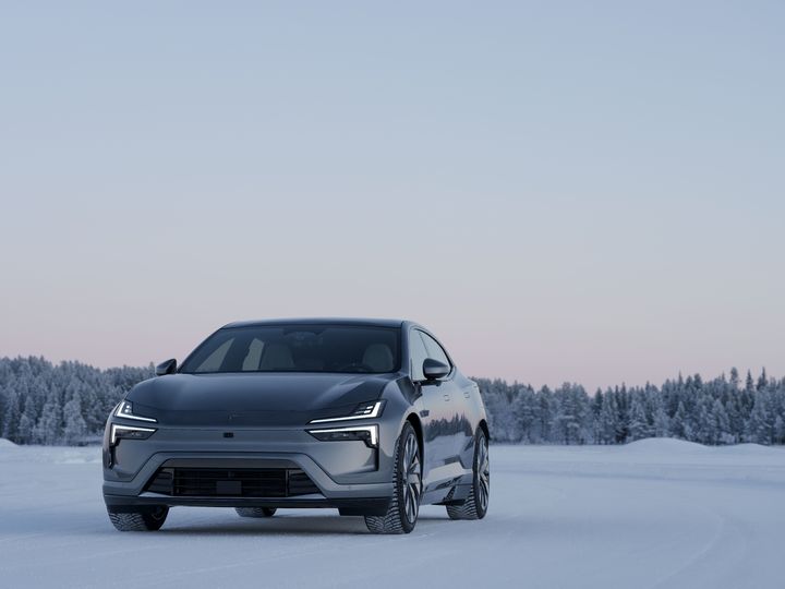 [서울=뉴시스] 스웨덴 프리미엄 전기차 브랜드 폴스타의 퍼포먼스 SUV 쿠페 '폴스타 4' (사진=폴스타코리아 제공) 2026.01.08 photo@newsis.com *재판매 및 DB 금지