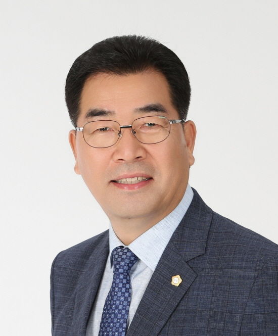 [정읍=뉴시스] 제9회 전국동시지방선거에서 정읍시장에 출마할 예정인 이상길 정읍시의원. *재판매 및 DB 금지