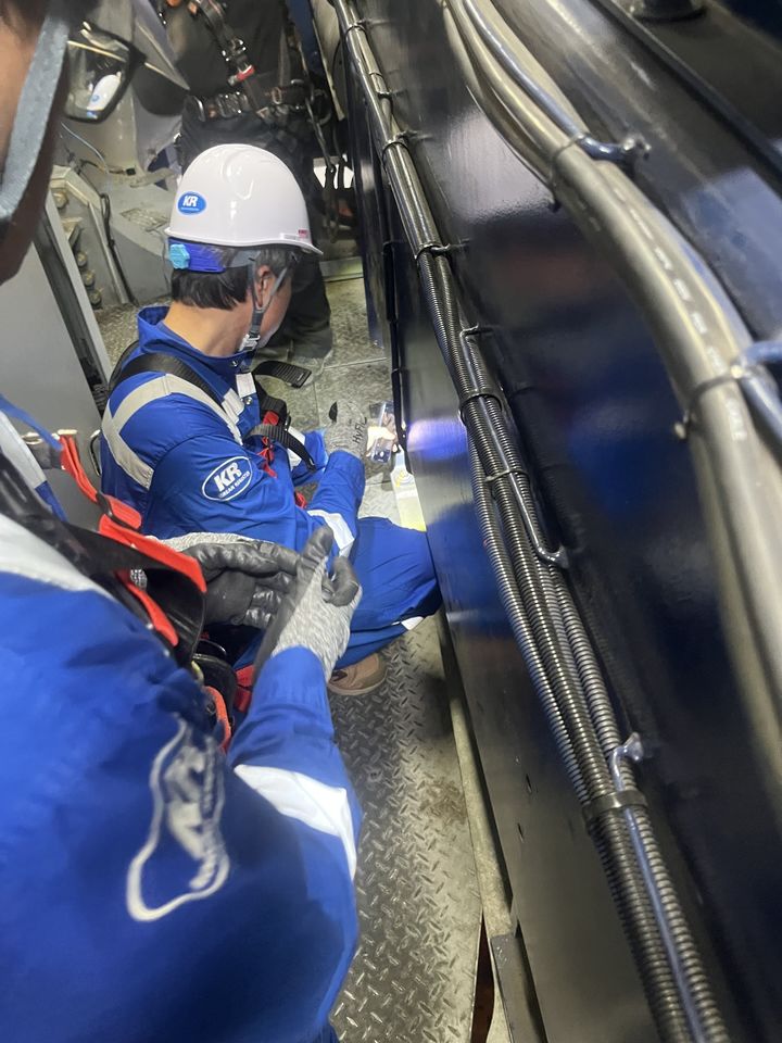 [부산=뉴시스] 한국선급(KR)은 8일 제주도 내 풍력발전 시설의 안전체계 강화에 기여한 공로로 최근 제주특별자치도지사 표창을 수상했다. (사진=한국선급 제공) 2026.01.08. photo@newsis.com *재판매 및 DB 금지