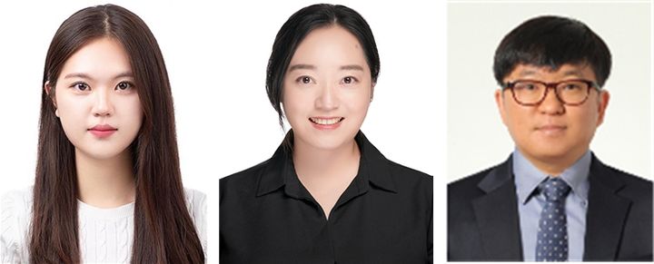 [진주=뉴시스] 경상국립대 대학원 신혜선씨(왼쪽부터), 분자제어연구소 송세영씨, 김기환 교수. (사진=경상국립대 제공) 2026.01.08. photo@newsis.com *재판매 및 DB 금지