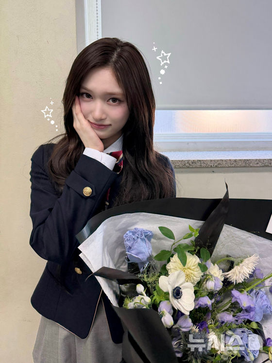 아이브 이서, 오늘 고등학교 졸업…"성인으로 새 시작"