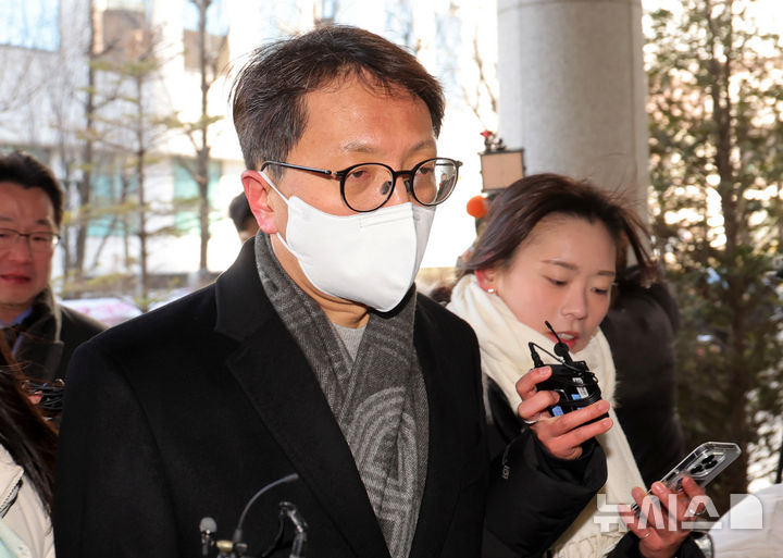 '김병기 오찬 의혹' 박대준 전 쿠팡 대표 참고인 조사 마쳐…묵묵부답(종합)