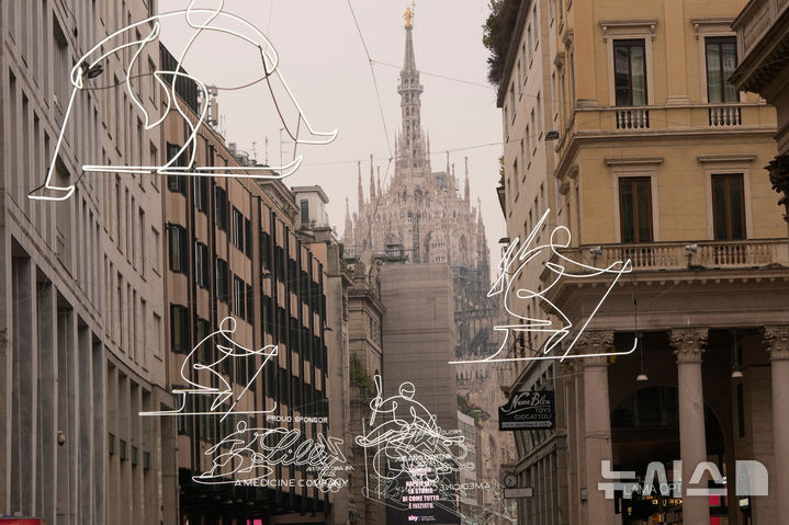 [밀라노=AP/뉴시스] 9일(현지 시간) 이탈리아 밀라노 두오모 성당 인근에 2026 밀라노·코르티나담페초 동계올림픽 픽토그램이 설치돼 있다. 2026.01.23.