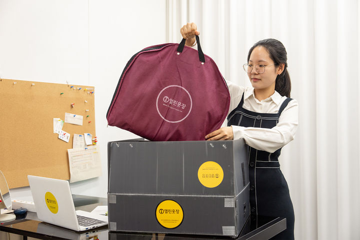 면접용 정장 무료 대여 서비스. (사진=남양주시 제공) photo@newsis.com *재판매 및 DB 금지