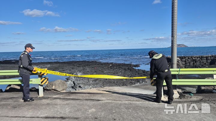 [제주=뉴시스] 해경 연안 순찰 자료 사진. (사진=제주해양경찰서 제공) 2026.01.09. photo@newsis.com