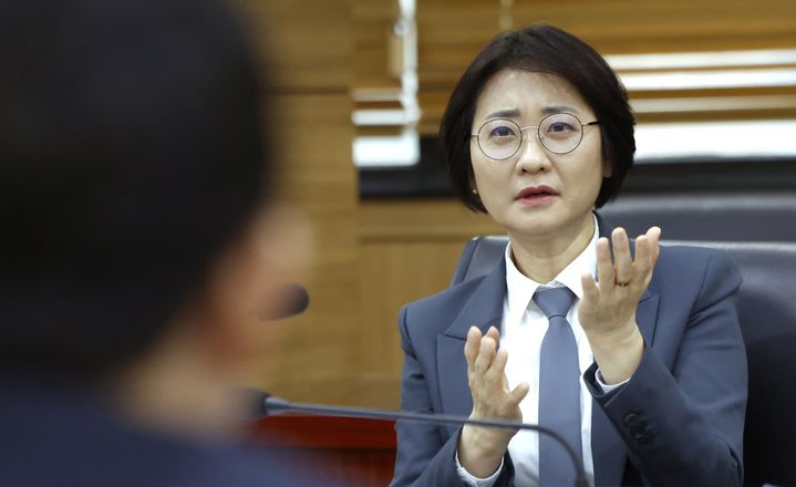 복지차관, 국민연금기금 운영방안 논의…"외환시장 변화 적시 대응"