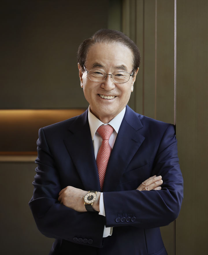 윤세영 태영그룹 창업회장, 블루원 대표이사 취임