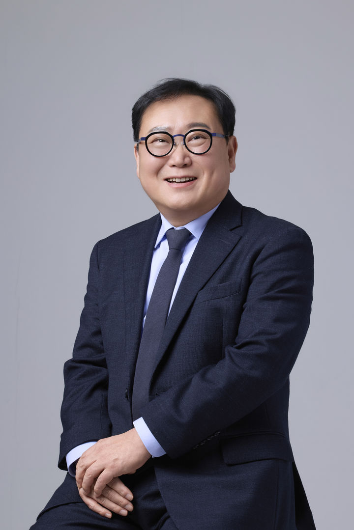 [서울=뉴시스] 한국프로탁구연맹, 초대 총재로 이승원 독도사랑주유소연합회 의장 추대. (사진=한국프로탁구연맹 제공) *재판매 및 DB 금지