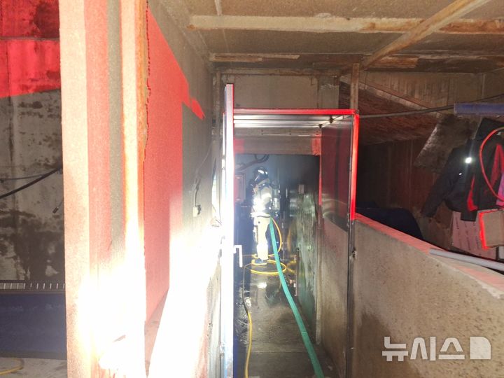 제주시 한림읍 양돈장서 불…자돈 203두 폐사