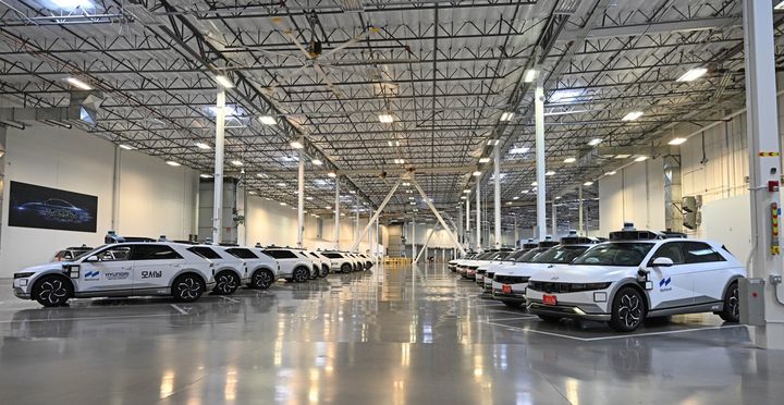 [라스베이거스=뉴시스] 8일(현지시간) 미국 라스베이거스 모셔널 테크니컬 센터에 아이오닉 5 로보택시가 있는 모습. (사진=현대차그룹) 2026.01.08 photo@newsis.com *재판매 및 DB 금지 *재판매 및 DB 금지