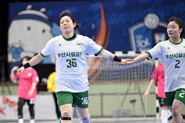 [서울=뉴시스] 여자 핸드볼 부산시설공단의 연은영. (사진=한국핸드볼연맹 제공) *재판매 및 DB 금지
