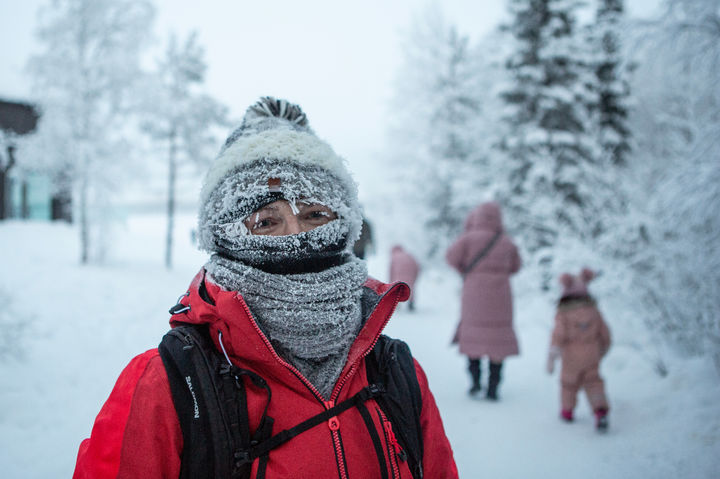 People walk in freezing temperatures in Ylläs, Finland, Friday, Jan. 9, 2026. (Satu Renko/Lehtikuva via AP)