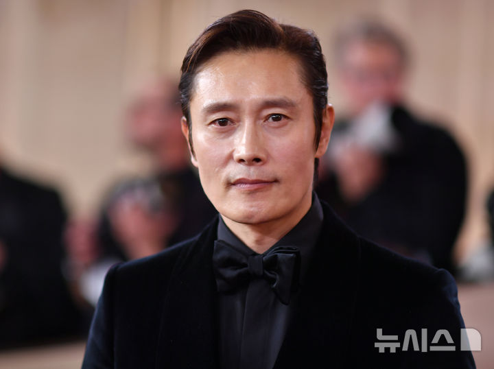 이병헌 골든글로브 남우주연상 불발…주인공은 티모시 샬라메