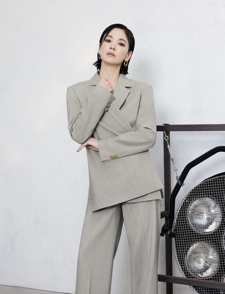 [서울=뉴시스] 배우 송혜교. (사진=송혜교 인스타그램 캡처) 2026.01.12. photo@newsis.com *재판매 및 DB 금지