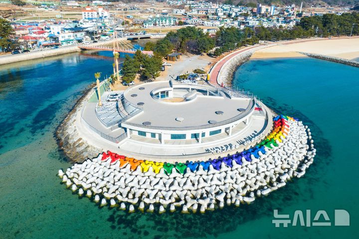 남해군, 상주 은모래비치 '해양레저스테이션' 개관