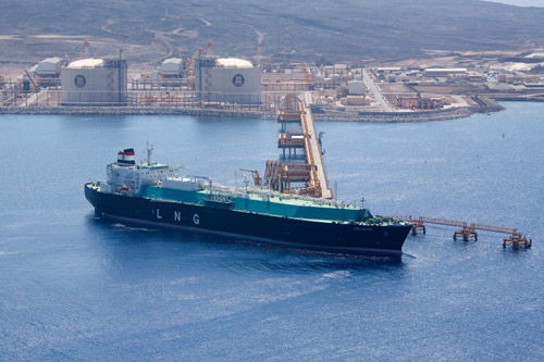 [서울=뉴시스] SK이노베이션, 현대코퍼레이션, 한국가스공사 등 한국 기업이 참여 중인 예맨 발하프 액화천연가스(LNG) 사업장 전경. (사진=예맨 LNG 홈페이지 갈무리) 2026.01.12 photo@newsis.com *재판매 및 DB 금지