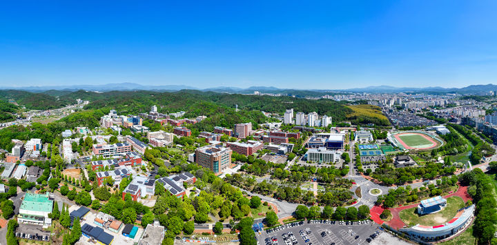 [진주=뉴시스]경상국립대학교 가좌캠퍼스 전경.(사진=뉴시스 DB).photo@newsis.com *재판매 및 DB 금지