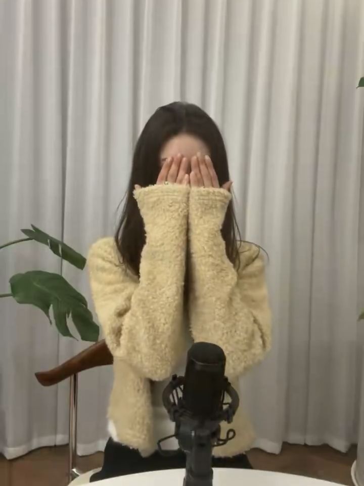 [서울=뉴시스] 뉴진스 다니엘. (사진 = 인스타그램 라이브 캡처) 2026.01.12. photo@newsis.com *재판매 및 DB 금지