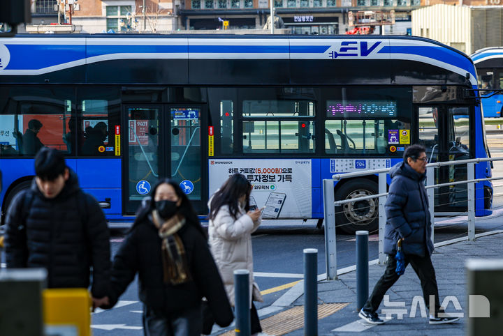 서울 시내버스 13일 첫차부터 파업…시, 비상수송대책 가동(종합)