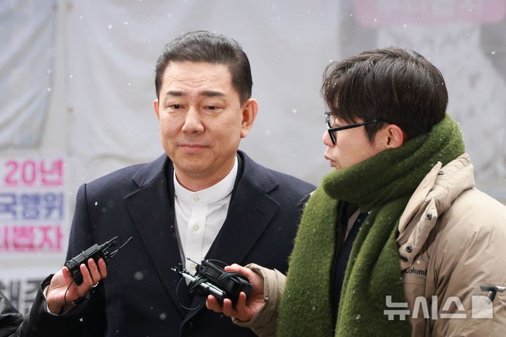 김병기, 당 윤리심판원 회의 출석… 자진 탈당 의사 질문엔 침묵 [뉴시스Pic]