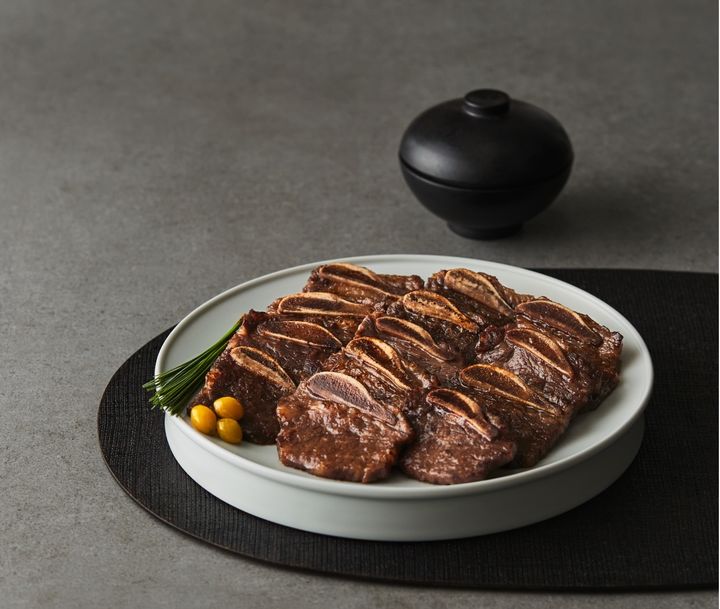 [서울=뉴시스] 롯데호텔 LA갈비.(사진=롯데호텔앤리조트 제공) *재판매 및 DB 금지