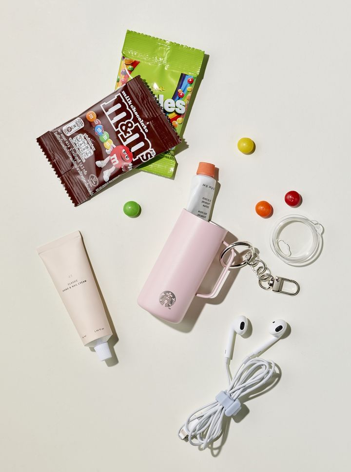 [서울=뉴시스] 스타벅스 코리아가 '미니어처 텀블러 키링'를 재출시할 예정이라고 13일 밝혔다. (사진=스타벅스 코리아 제공) 2026.01.13. photo@newsis.com *재판매 및 DB 금지