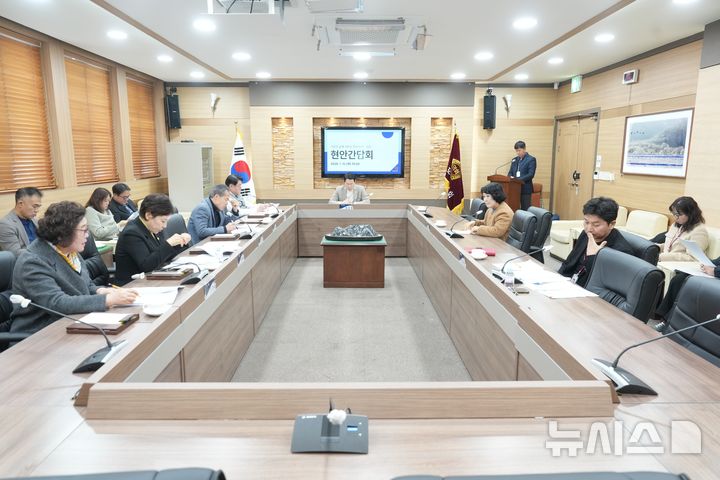 [포천=뉴시스] 현안간담회. (사진=포천시의회 제공) 2026.01.13 photo@newsis.com