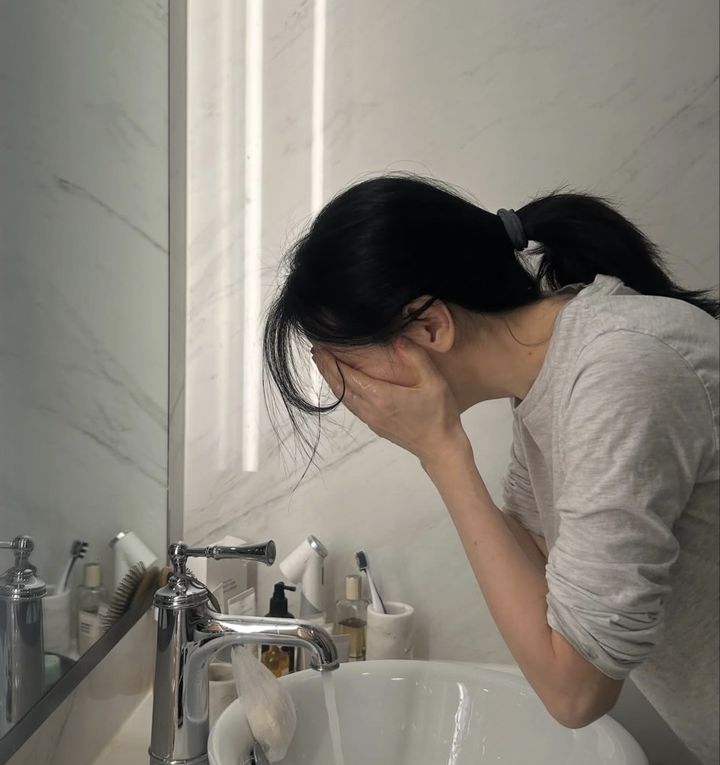 [서울=뉴시스] 배우 이영애. (사진=이영애 인스타그램 캡처) 2026.01.13. photo@newsis.com *재판매 및 DB 금지