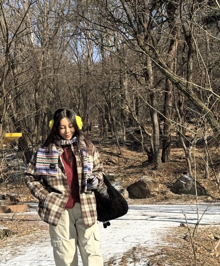 [서울=뉴시스] 배우 황신혜. (사진=황신혜 인스타그램 캡처) 2026.01.13. photo@newsis.com *재판매 및 DB 금지