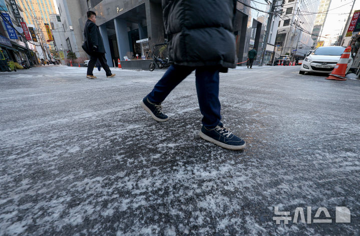 충남권 아침 기온 영하권 추위…낮 기온은 최대 11도까지↑