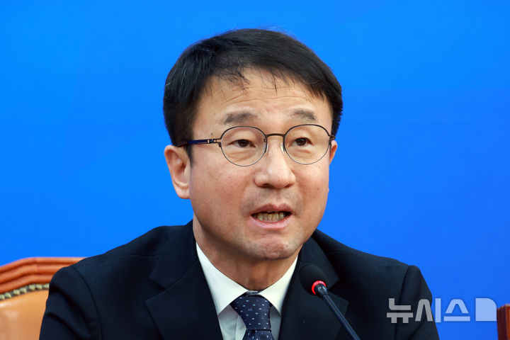 與 한병도 원내대표단 인선…대변인·부대표·비서실장 등 대거 유임