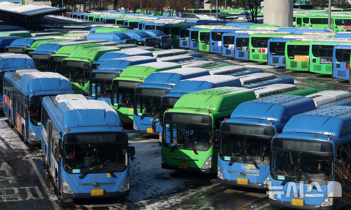 김병민 "서울 버스노조 요구 무조건 수용 어려워…與, 정치공세 멈춰야"