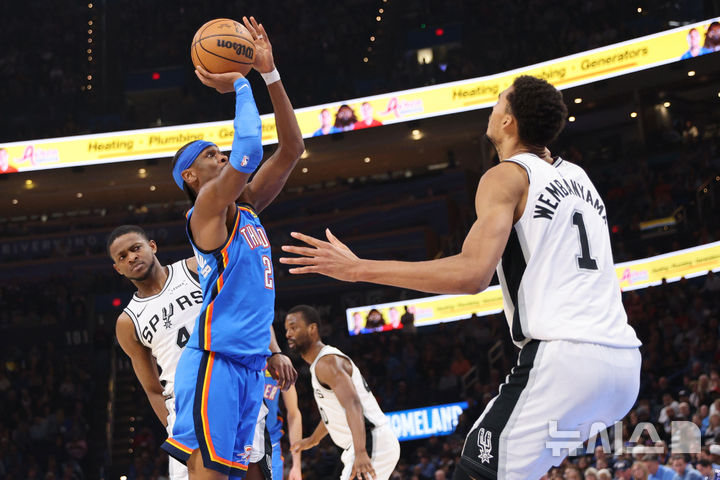 [오클라호마시티=AP/뉴시스] 미국프로농구(NBA) 오클라호마시티 선더(OKC)의 셰이 길저스 알렉산더. 2026.01.13. photo@newsis.com