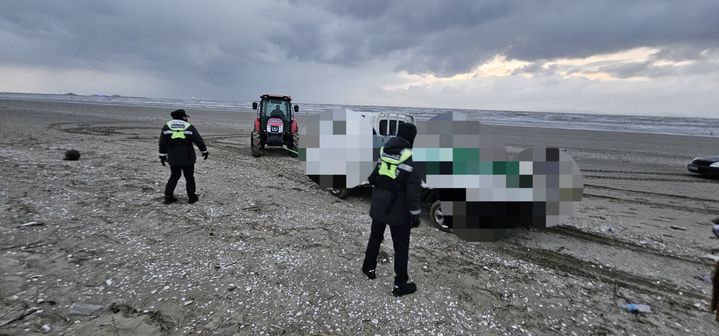 부안해경 갯벌구조대, 1년 새 14건 신속 구조