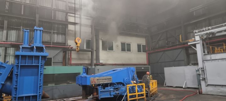 [부산=뉴시스] 14일 오전 부산 사하구의 한 제조공장에서 화재가 발생했다. (사진=부산소방재난본부 제공) 2026.01.14. photo@newsis.com *재판매 및 DB 금지