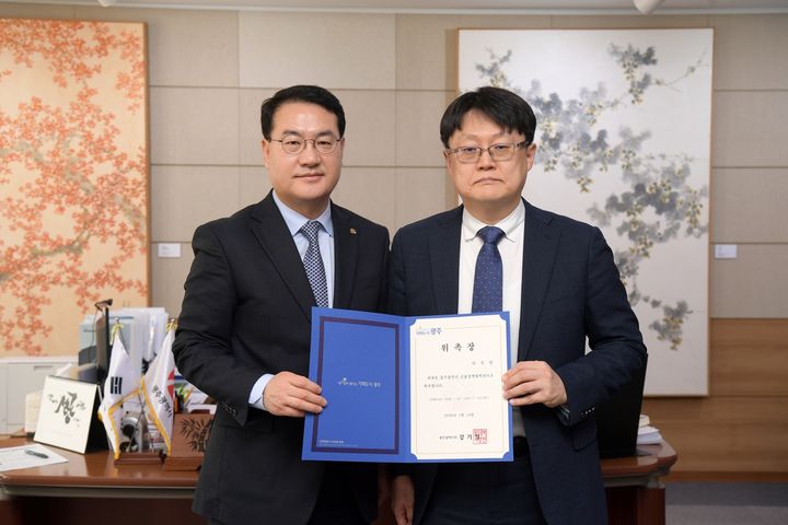  *재판매 및 DB 금지