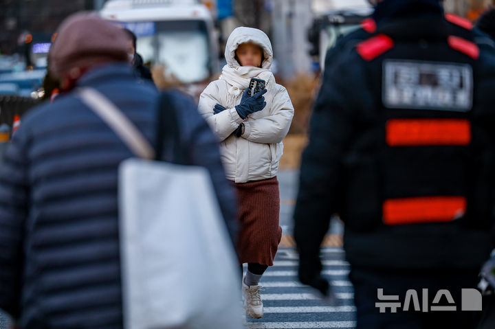 오전까지 중부지방·전북 눈비… 1㎝ 안팎