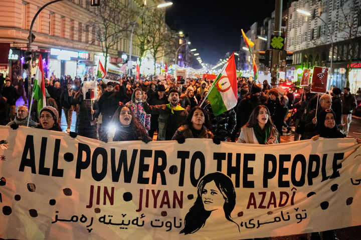 이란, 15일 새벽 4시간 가량 영공 폐쇄…지난해 6월 ‘12일 전쟁’ 때도 폐쇄