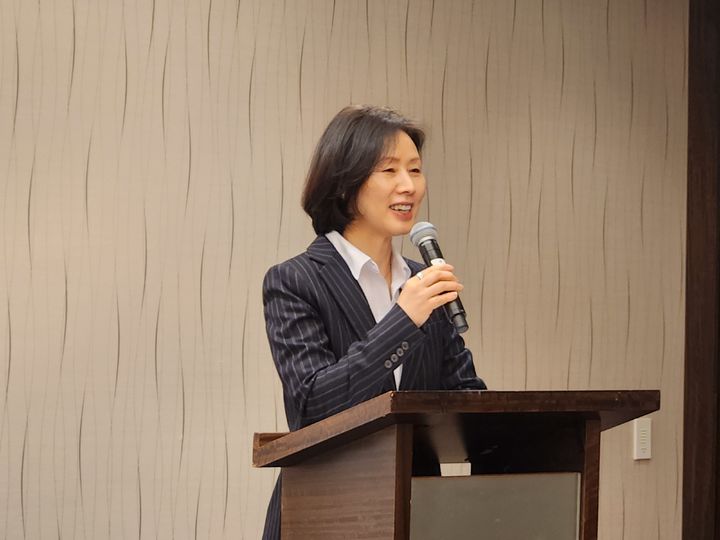 [샌프란시스코=뉴시스] 이승주 기자 = 김경아 삼성에피스홀딩스 대표가 14일(현지 시간) 미국 샌프란시스코에서 열린 'JP모건 헬스케어 컨퍼런스' 기간 중 현장 기자간담회를 개최했다. 2026.01.15. heyjude@newsis.com *재판매 및 DB 금지