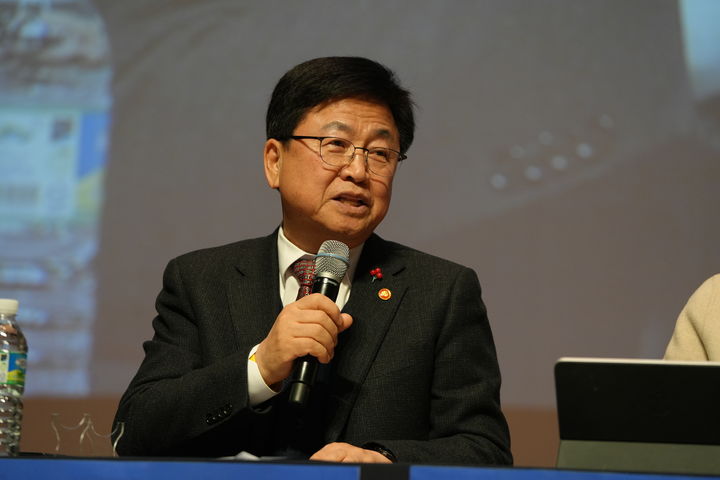 최교진 "교원은 아동복지법상 '정서적 아동학대' 적용 배제해야"