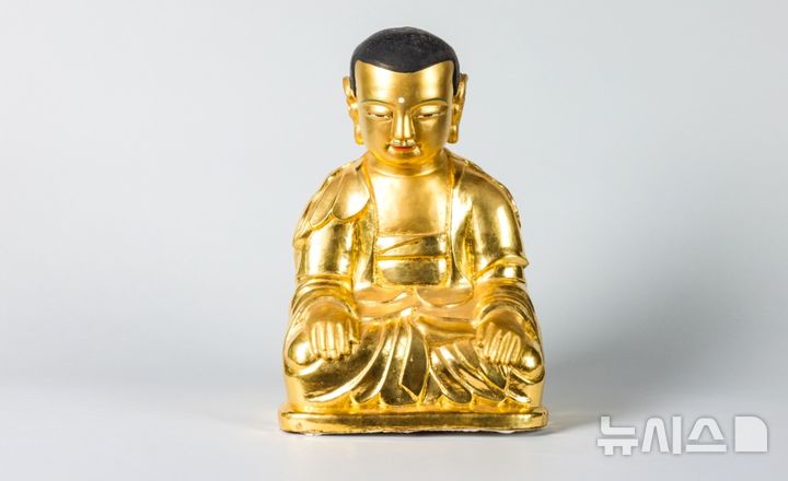 [포항=뉴시스] 송종욱 기자 = 포항 임허사 석조보살좌상. (사진=포항시 제공) 2026.01.15. photo@newsis.com