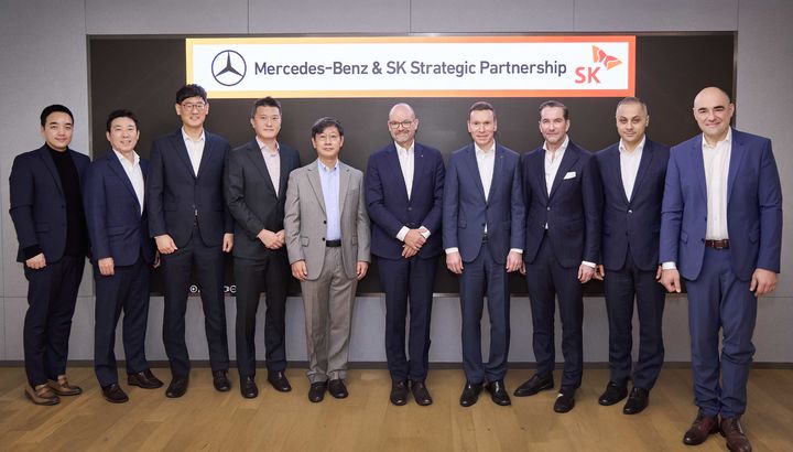 [서울=뉴시스]SK그룹·메르세데스-벤츠, 미래 모빌리티 협력 강화 논의.(사진=티맵모빌리티 제공) 2026.01.15. photo@newsis.com *재판매 및 DB 금지