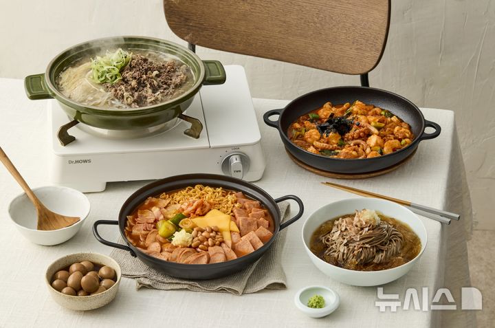 [서울=뉴시스] 리테일 테크 기업 컬리는 가정간편식(HMR) 자체상표(PB) '차려낸'이 출시 9개월 만에 판매량 100만 개를 돌파했다고 15일 밝혔다. 사진은 차려낸 제품 이미지. (사진=컬리 제공) 2026.01.15. photo@newsis.com