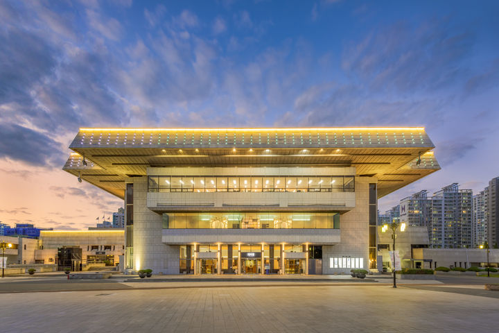 [수원=뉴시스] 경기아트센터 대극장. (사진=뉴시스 DB). photo@newsis.com *재판매 및 DB 금지