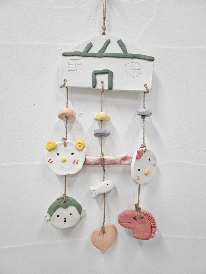 '우리 가족 모빌만들기' (사진=한국도자재단 제공) *재판매 및 DB 금지