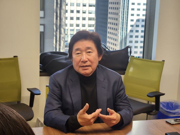 [샌프란시스코=뉴시스] 이승주 기자 = 이상훈 에이비엘바이오 대표가 지난 14일(현지 시간) 미국 샌프란시스코에서 기자들과 만나 인터뷰를 하고 있다. 2026.01.16. heyjude@newsis.com *재판매 및 DB 금지