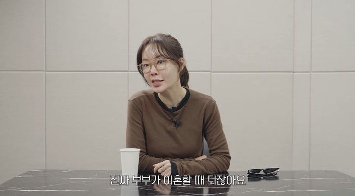 [서울=뉴시스] 방송인 안선영이 15일 유튜브 채널을 통해 인간관계를 주기적으로 정리할 필요가 있다고 밝혔다. (사진=유튜브 채널 '이게 바로 안선영' 화면 캡처) 2026.01.16. photo@newsis.com *재판매 및 DB 금지
