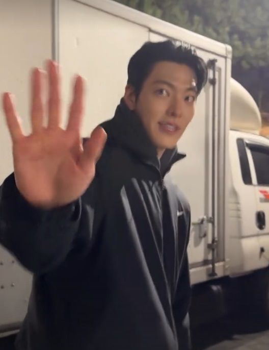 [서울=뉴시스] 김우빈. (사진=김우빈 인스타그램 캡처) 2026.01.16. photo@newsis.com *재판매 및 DB 금지